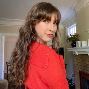 Meet your Posher, Lottie